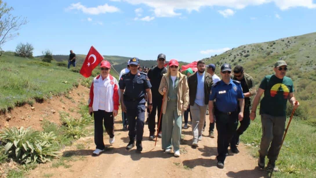 15-21 MAYIS GENÇLİK HAFTASI ETKİNLİKLERİ KAPSAMINDA KIRKLAR DAĞINA  GENÇLİK YÜRÜYÜŞÜ GERÇEKLEŞTİRİLDİ